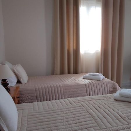 Vicky'S Guesthouse Kavos Exterior photo