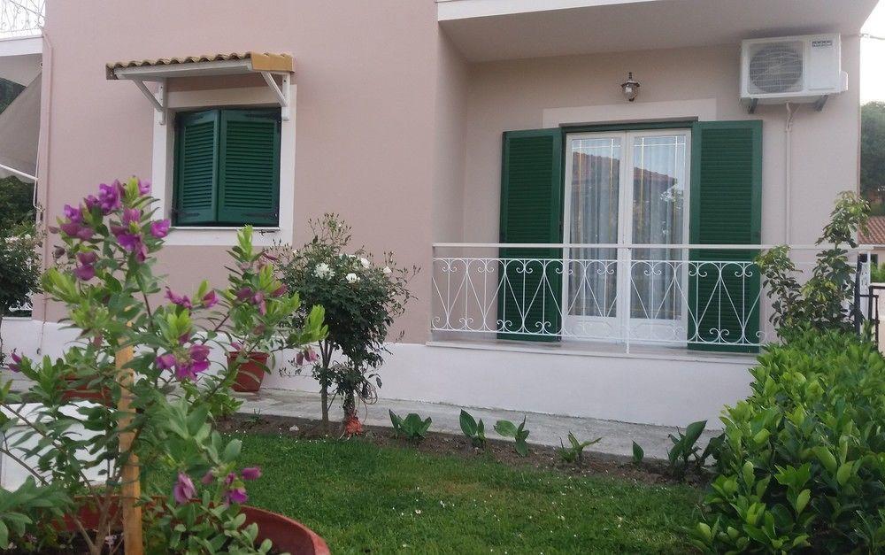 Vicky'S Guesthouse Kavos Exterior photo